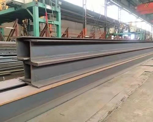 Bảng điều khiển EPS XPS PU Nhà lắp ghép bằng thép Kết cấu thép đo nhẹ định hình nguội