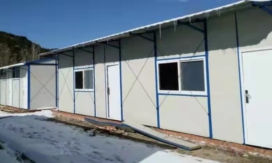 Nhà khung thép đo sáng Q355B