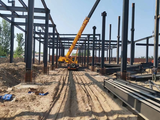 Tòa nhà kết cấu thép nhà kho kim loại tiền chế cách âm Q345