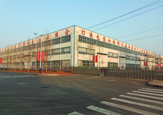 Nhà kho kết cấu thép cách nhiệt chống ồn Q235 Nhà gia cầm đúc sẵn