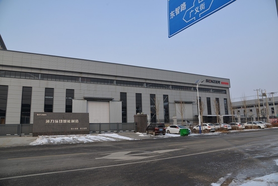 Nhà kho kết cấu thép Prefab Trượt băng Trượt băng Thuận tiện