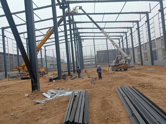 Nhà cao tầng kết cấu thép nhịp lớn về môi trường