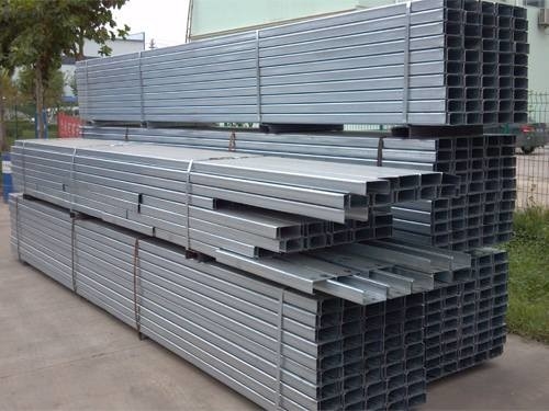 Cửa hàng kim loại lắp ghép 50M2 Tòa nhà Xưởng thép nhà lắp ghép cách nhiệt PU với Skillion