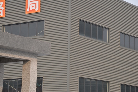 Q355 Cửa hàng sửa chữa ô tô bằng kim loại Tòa nhà cửa hàng cơ khí hạng nhẹ